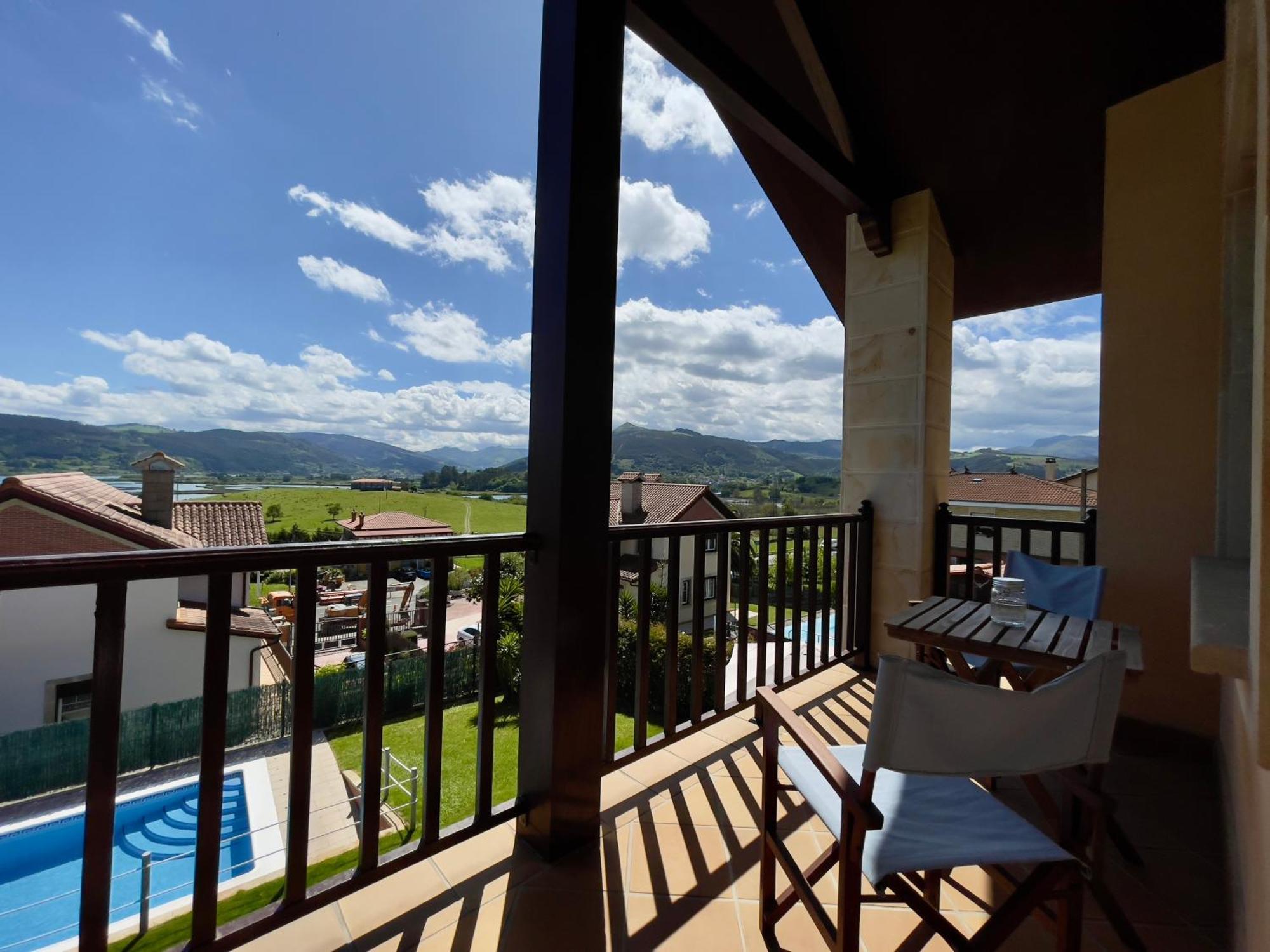 Villa Los Olivos Barcena de Cicero Exterior photo