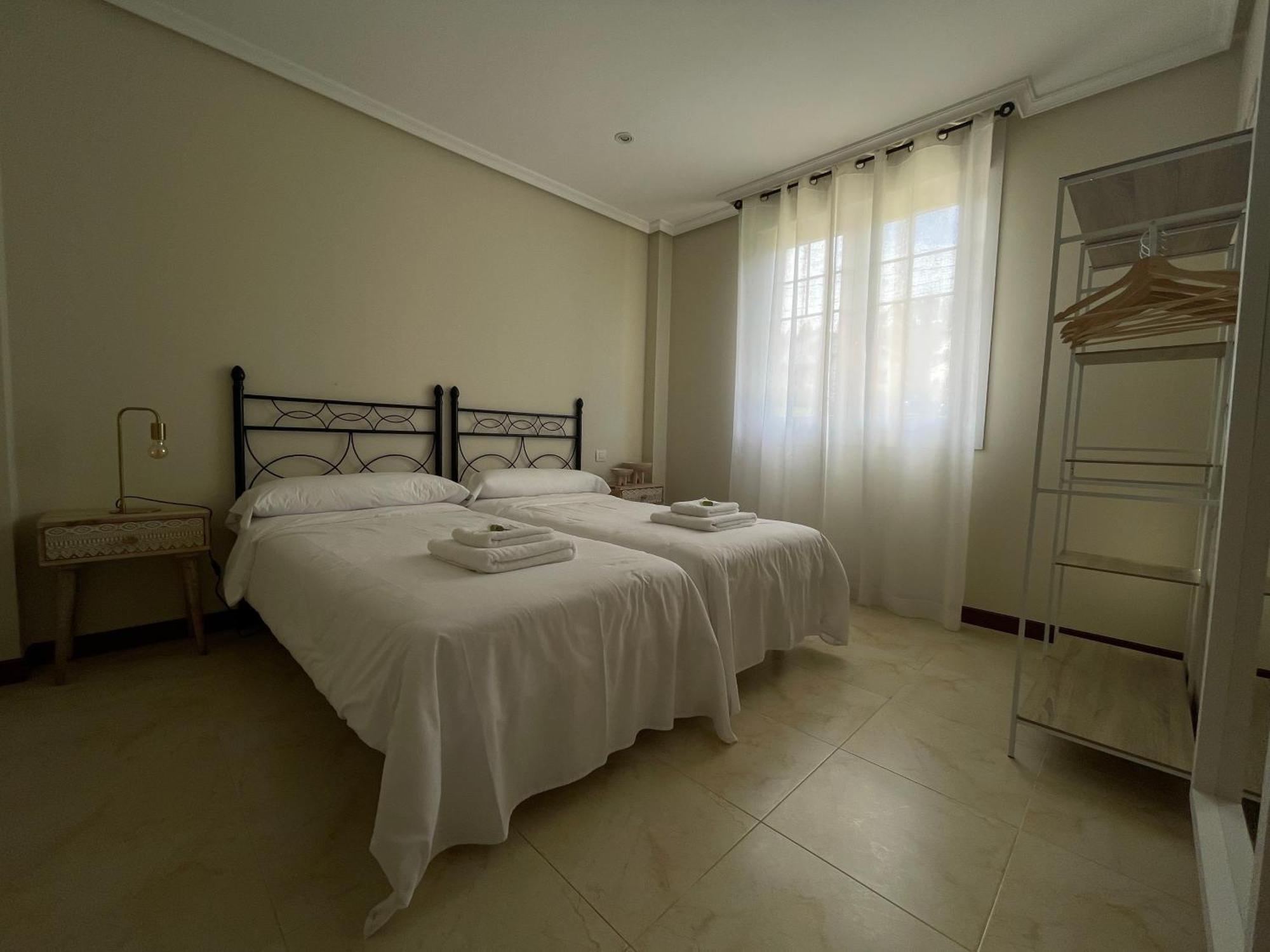 Villa Los Olivos Barcena de Cicero Exterior photo